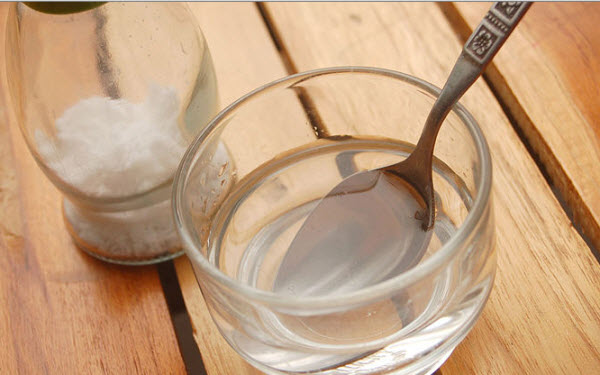 وصفة ماء الملح لتبييض الأسنان