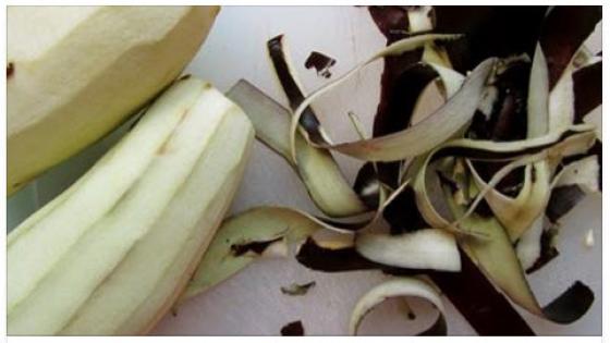 لي كيعجبها الشعر البني بحالي دخلي عندي ليك صباغة باللون البني