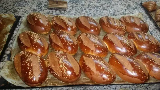 بريوش بالحليب و الزبدة