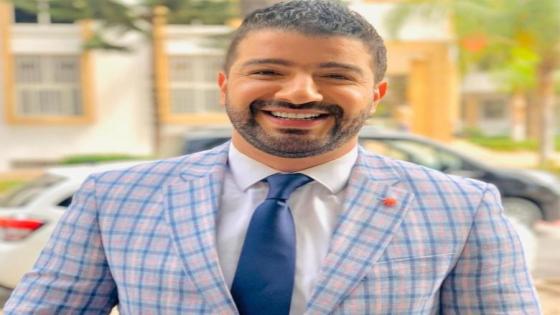 بالفيديو: أول ظهور لزوجة الكوميدي حمزة الفيلالي الجديدة من حفل الزفاف