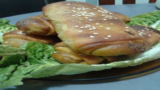 رغايف الفران معمرين بالخضر والكفتة