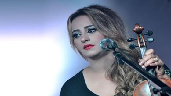 بالفيديو:الفنانة زينة الداودية تبكي لأول مرة وتقول دارنا ملتازمين وأنا “ضلعة عوجة”