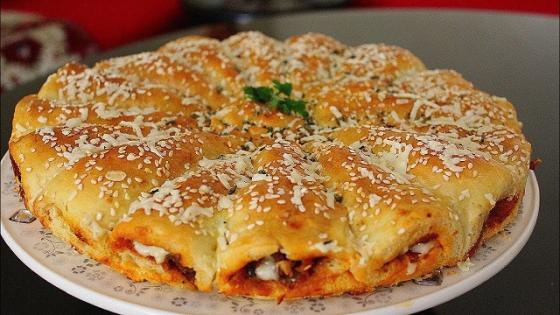 فطيرة عجيبة لكل الوجبات بشكل رائع وجديد ومذاق اروع مورقة بدون زبدة وباقل مجهود جربيها بلا ماترددي