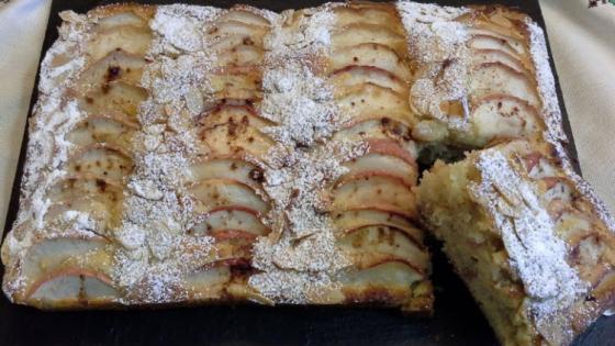 في خطبة ختي وجدت هاد كيك بالتفاح حماقو عليه جربي وحكمي