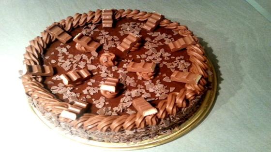 طريقة تحضير كيكة الكندر kinder اللذيذة